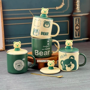 ماگ سرامیکی طرح خرس درب عروسکی (Bear)