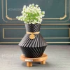 گلدان شیشه ای مدل ویولت جهان بلور - مشکی