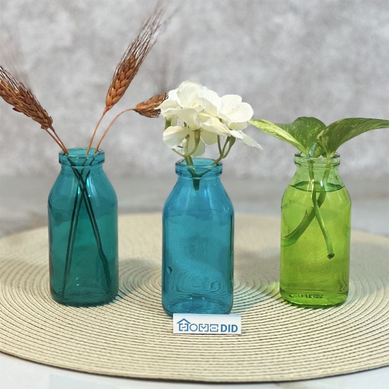 parla model glass miniature vase