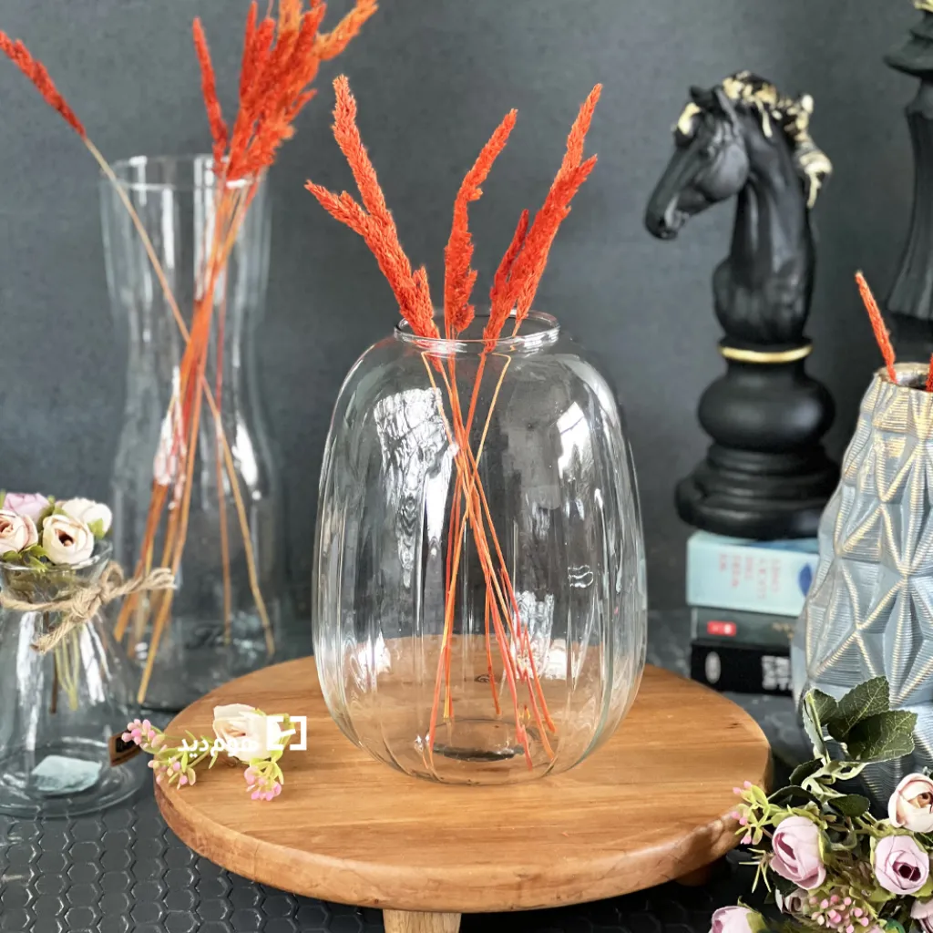 line model glass vase