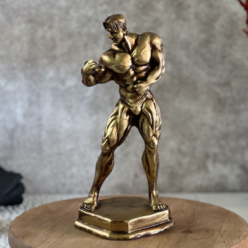 statue of a free pose model of a bodybuilder