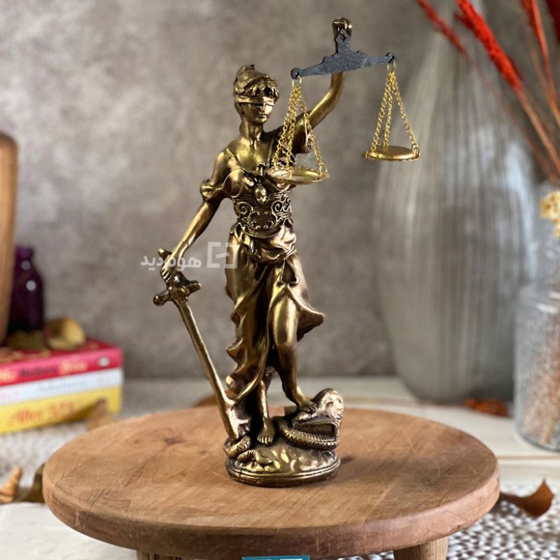 statue of lady angel of justice 25 cm high